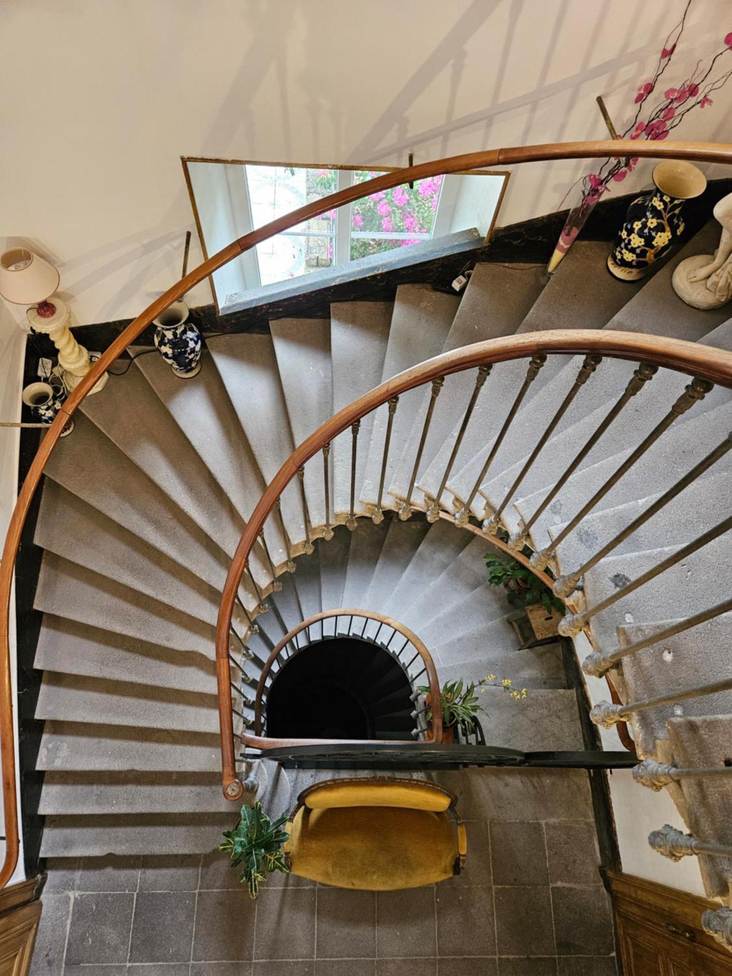 Château de MontSablé Lezoux Extérieur photo